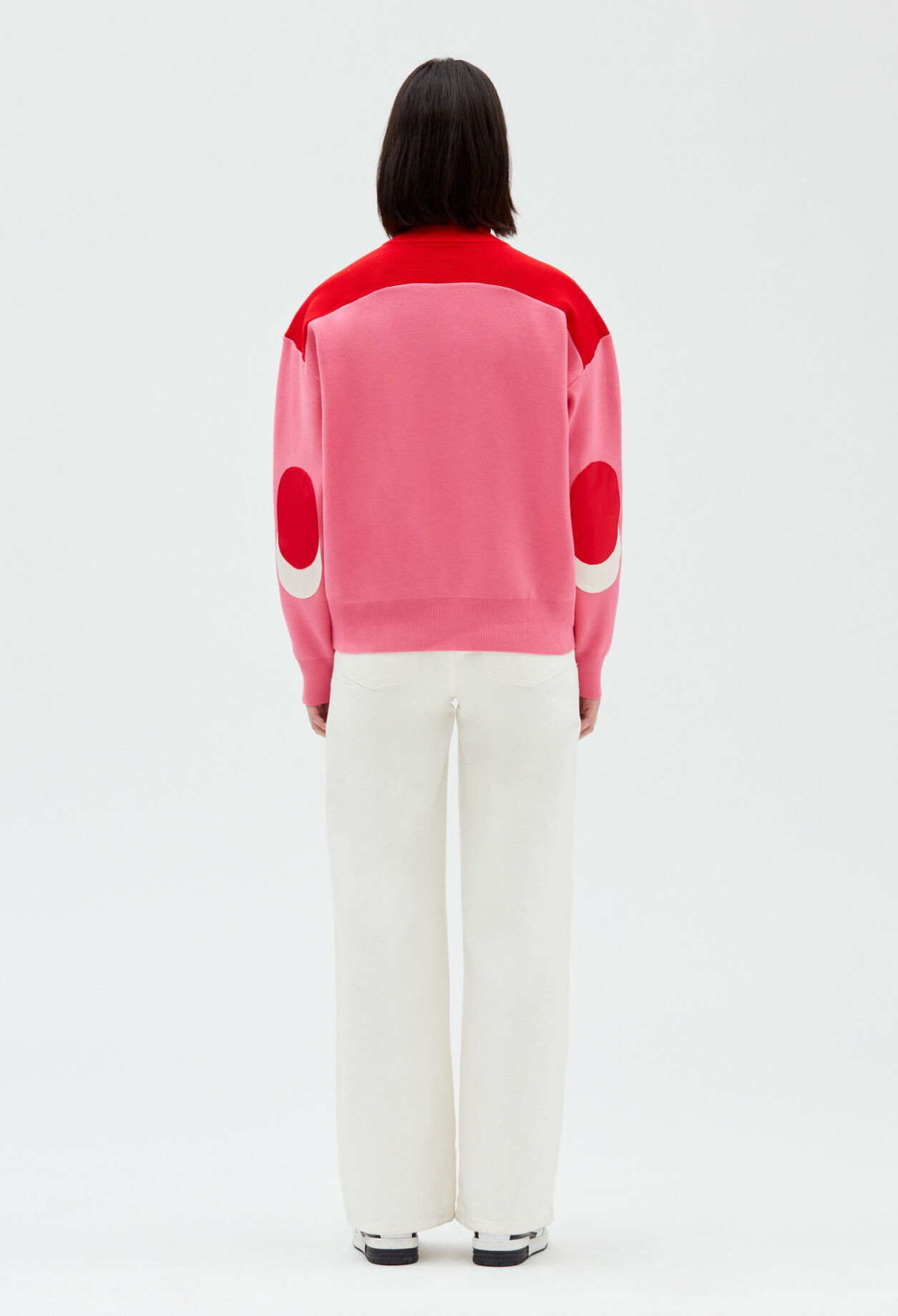Sweatshirt with high buttoned collar