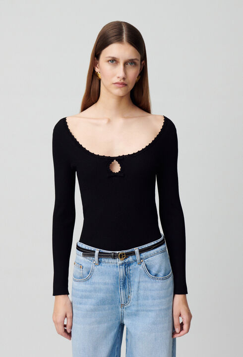 Long sleeve fine knit top