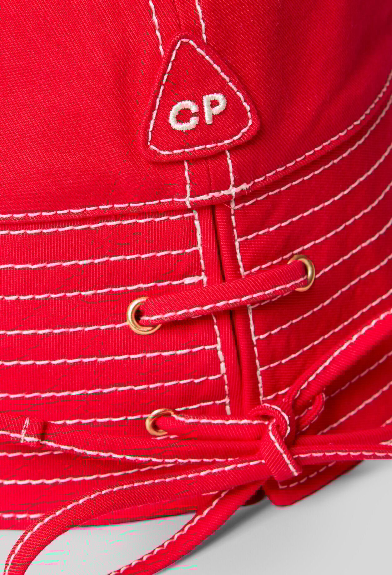 Bob contrast stitching