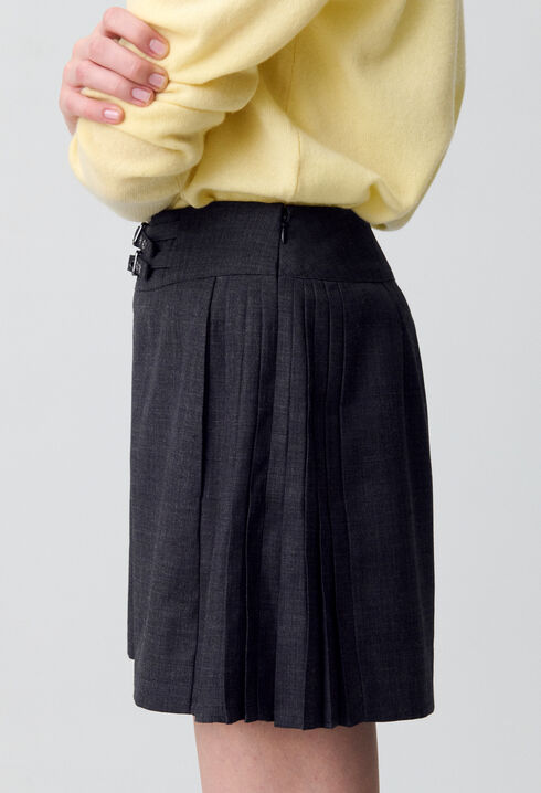 Wide Pleated Shorts