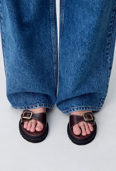 Leather Buckle Sandals