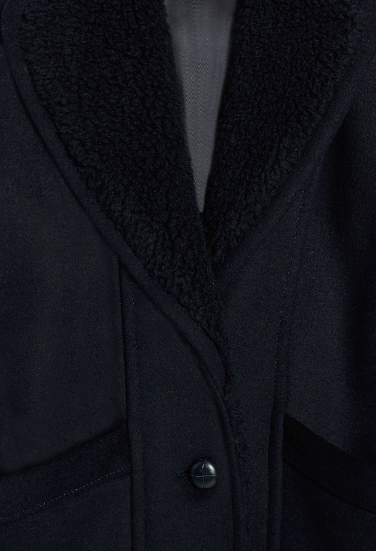 Short wool coat