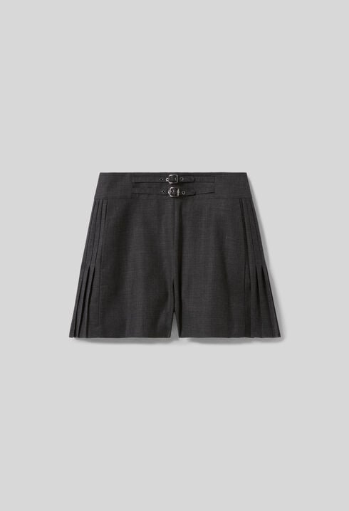 Wide Pleated Shorts