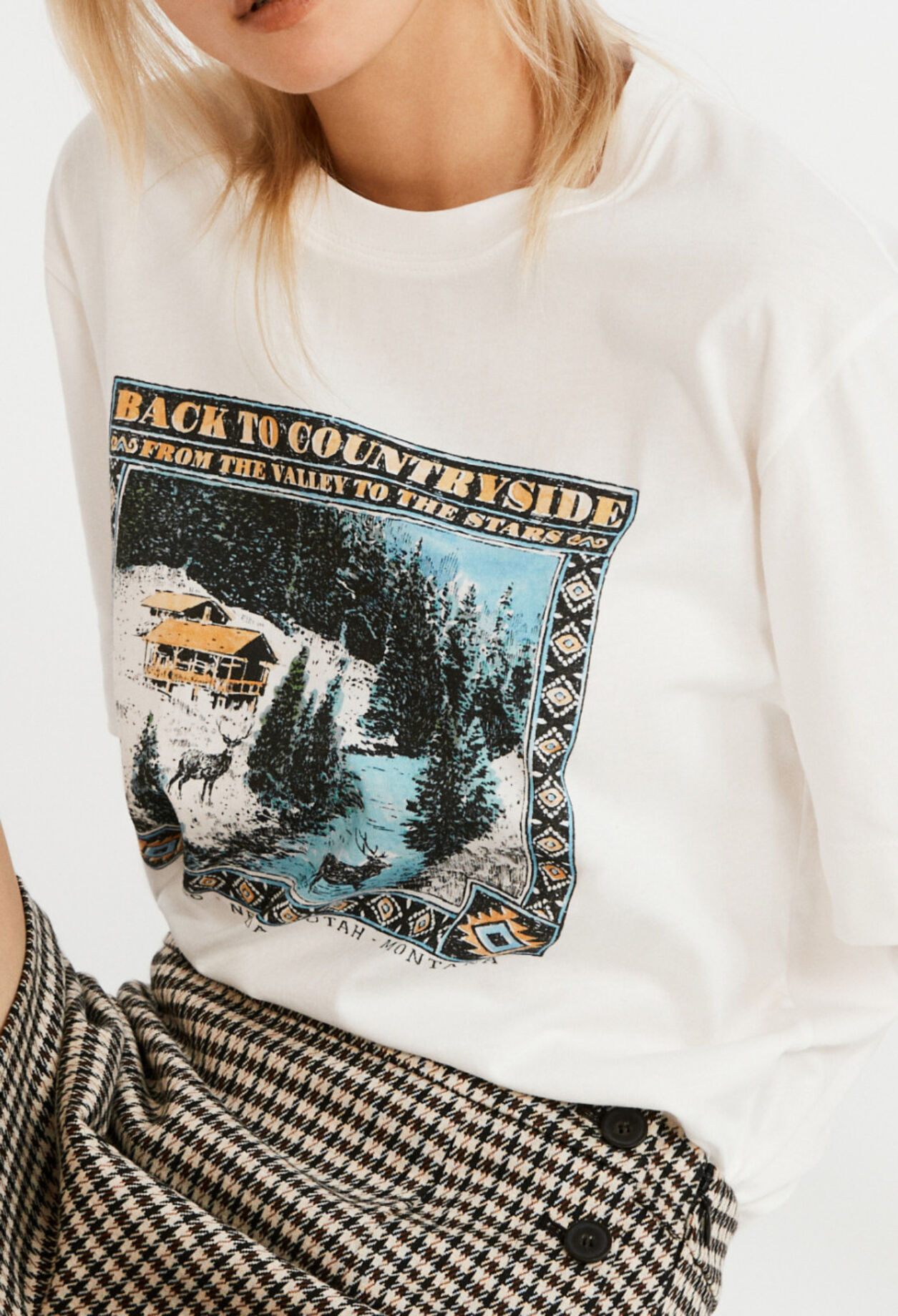 Slightly oversized T-shirt