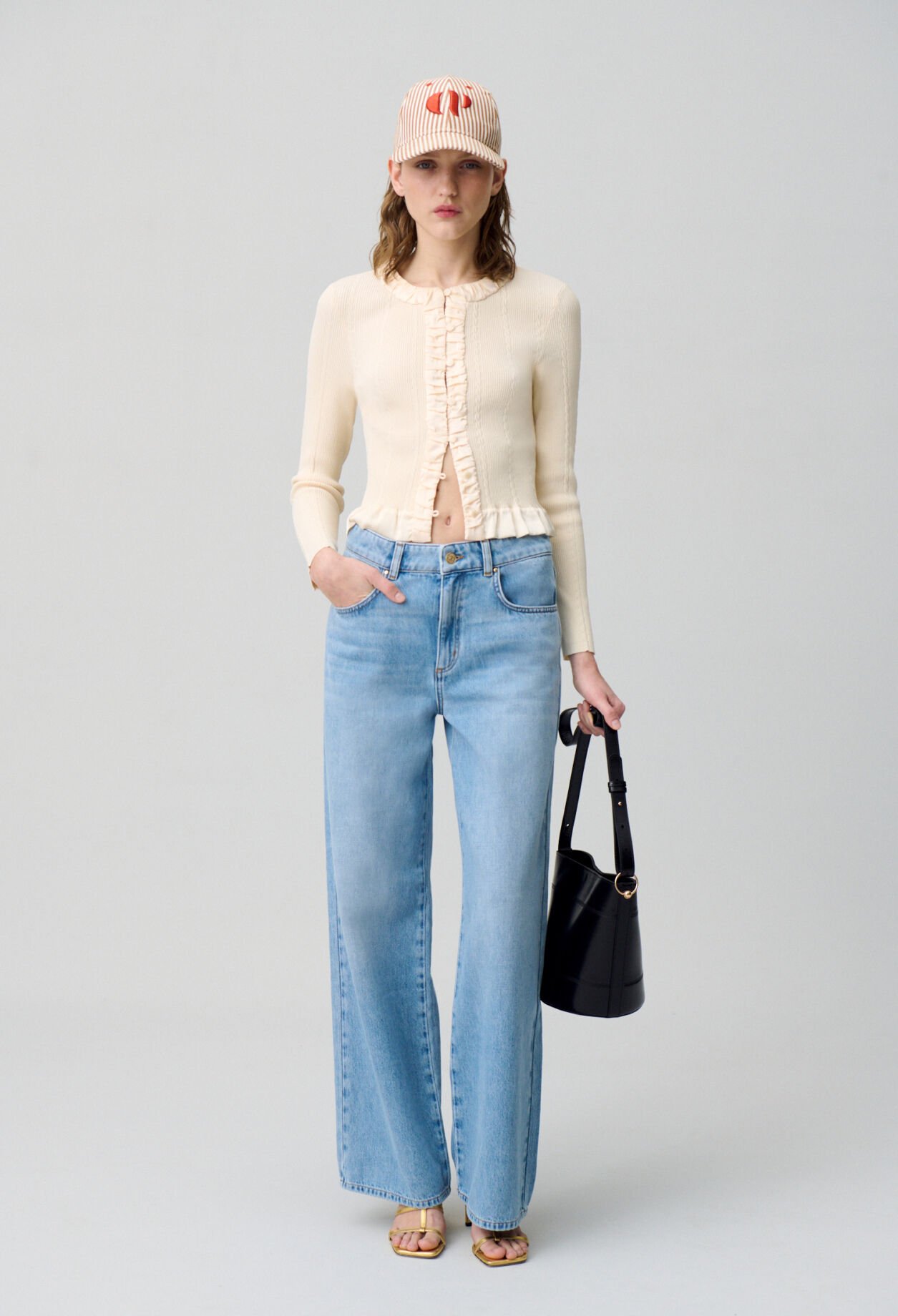 Buttoned Fine-Knit Cardigan