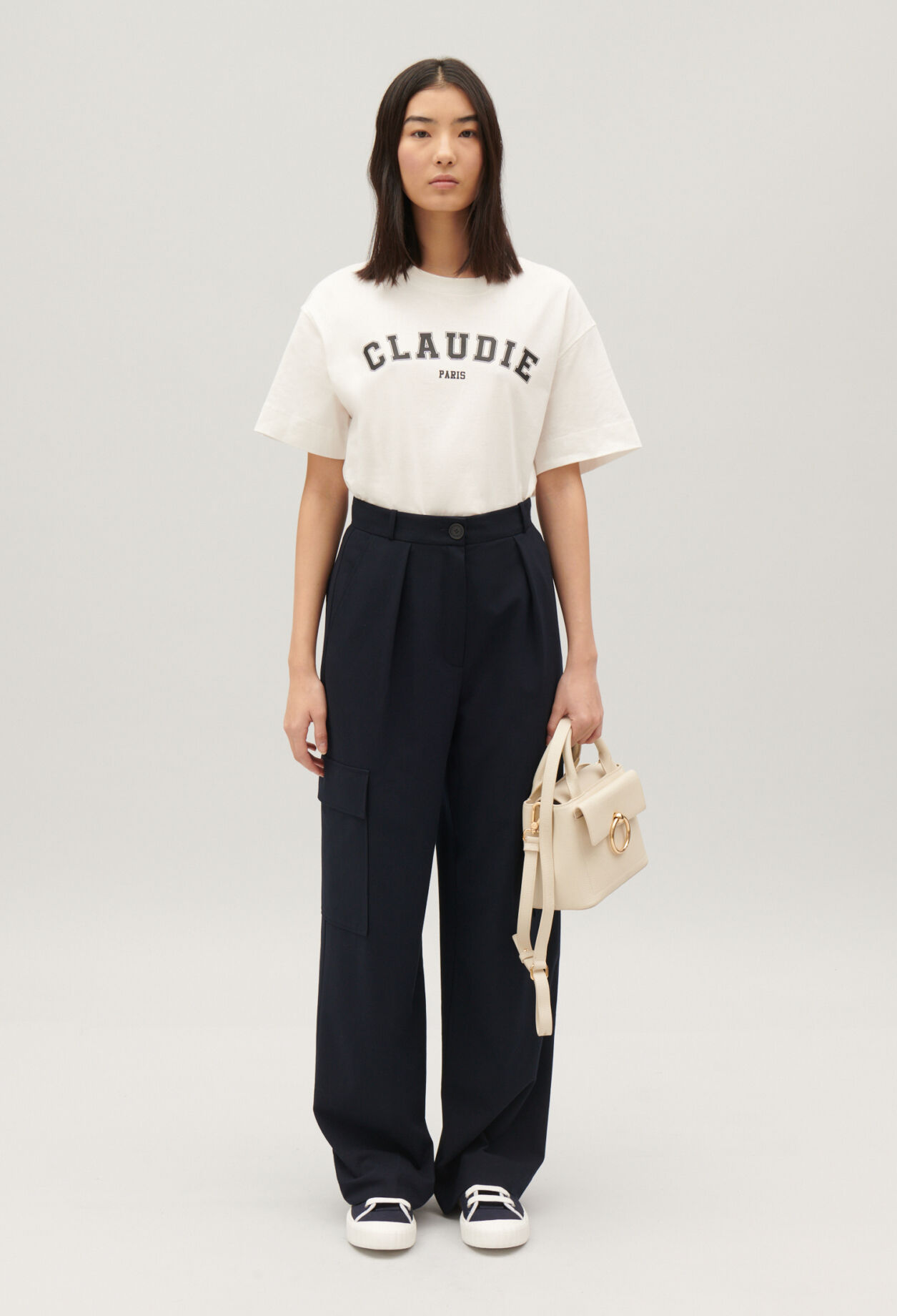 Navy cargo trousers