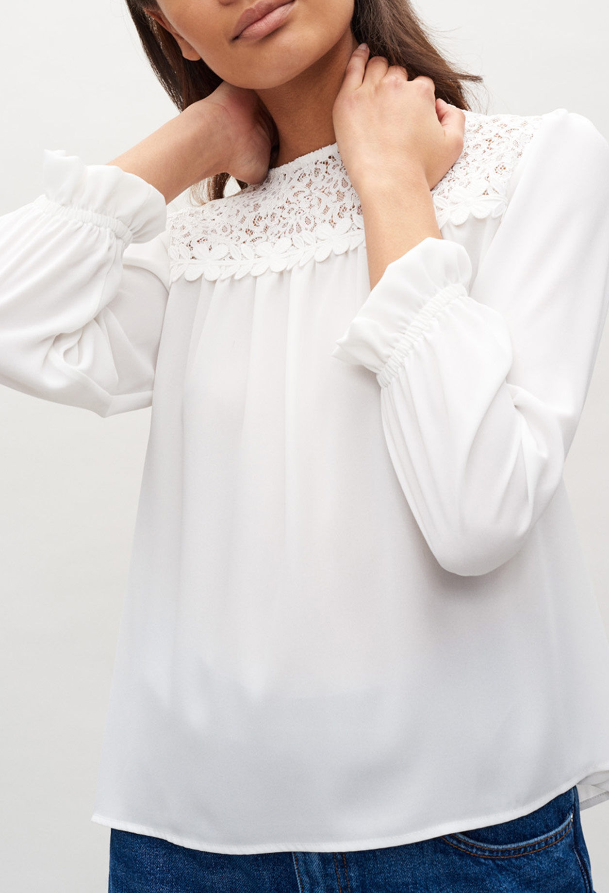 Guipure detail blouse.