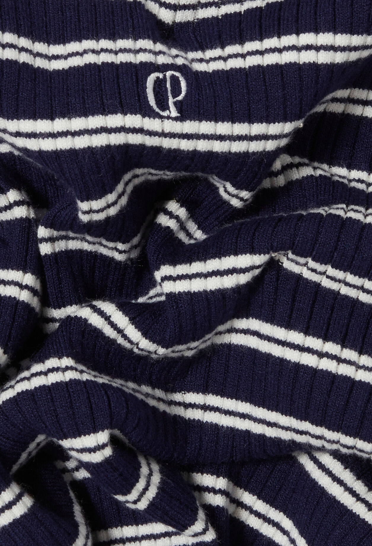 Fine knit top