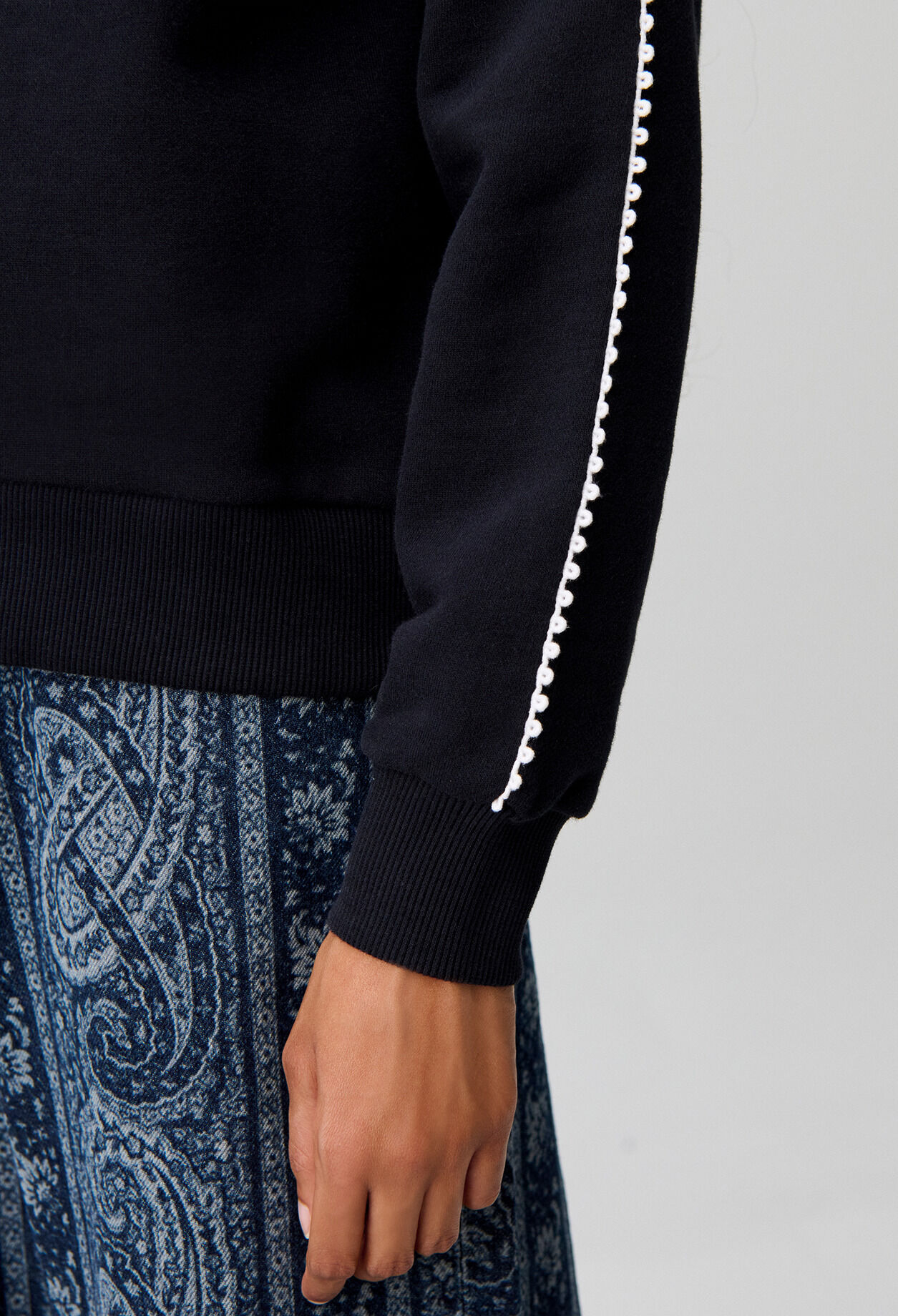 Casual organic cotton C sweatshirt