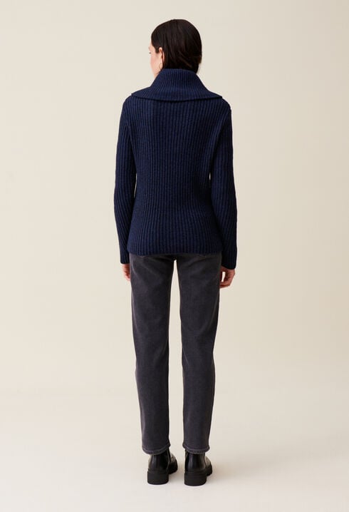 Zip-neck knitted jumper
