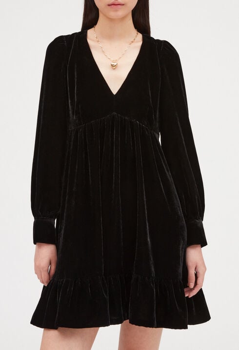 Black velvet short dress