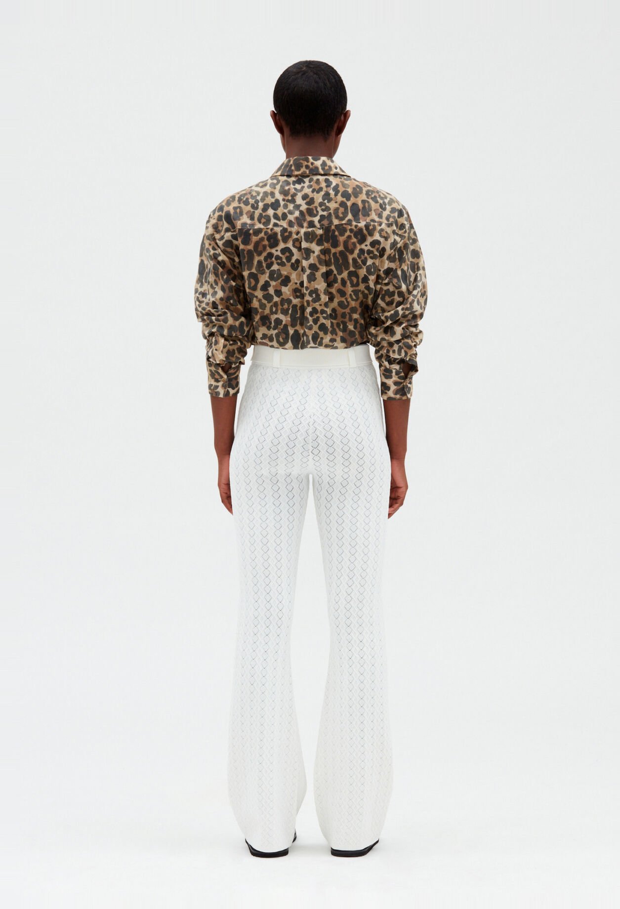 Off-whit knit trousers