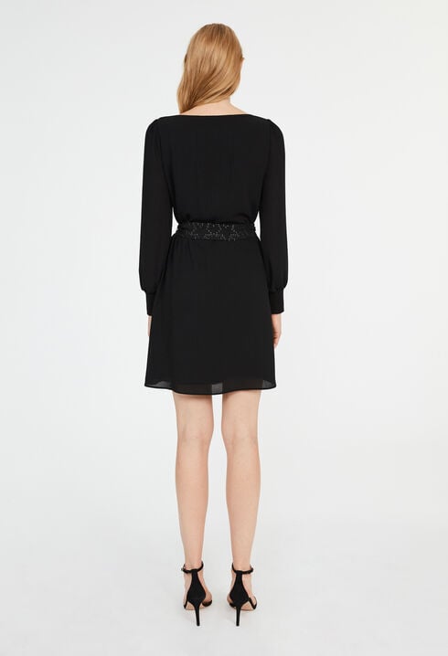 Robe ceinturée à nouer