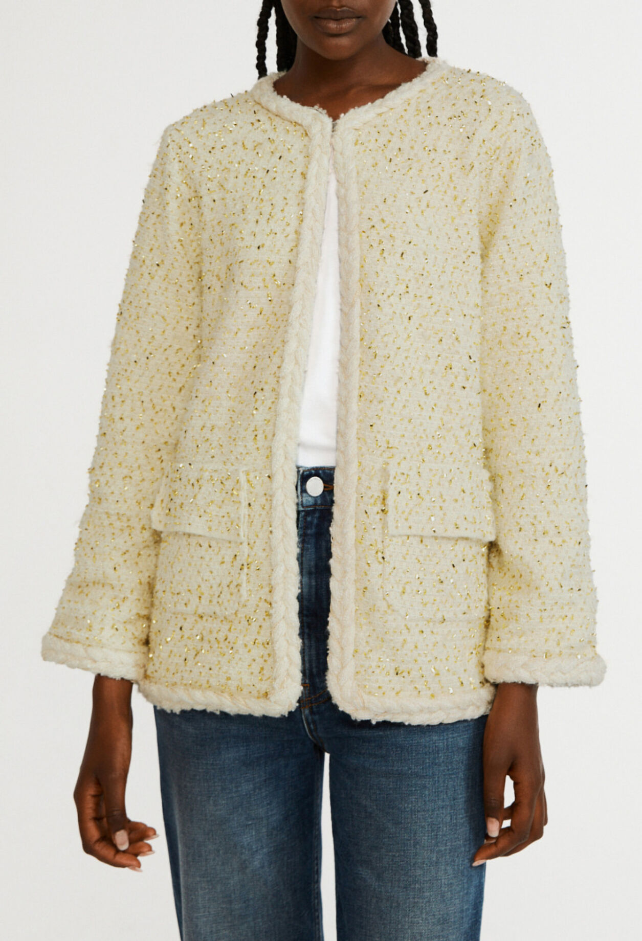 Long-sleeved lightweight jacket