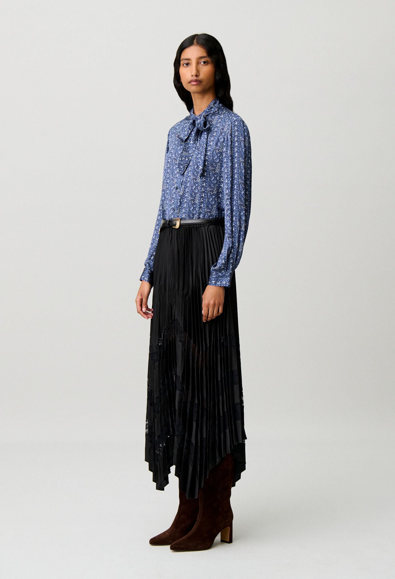 Pleated satin and lace skirt