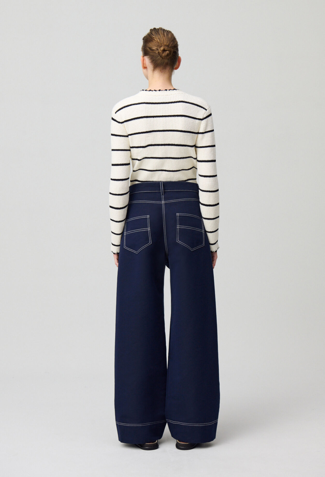 Wide-leg trousers with hems