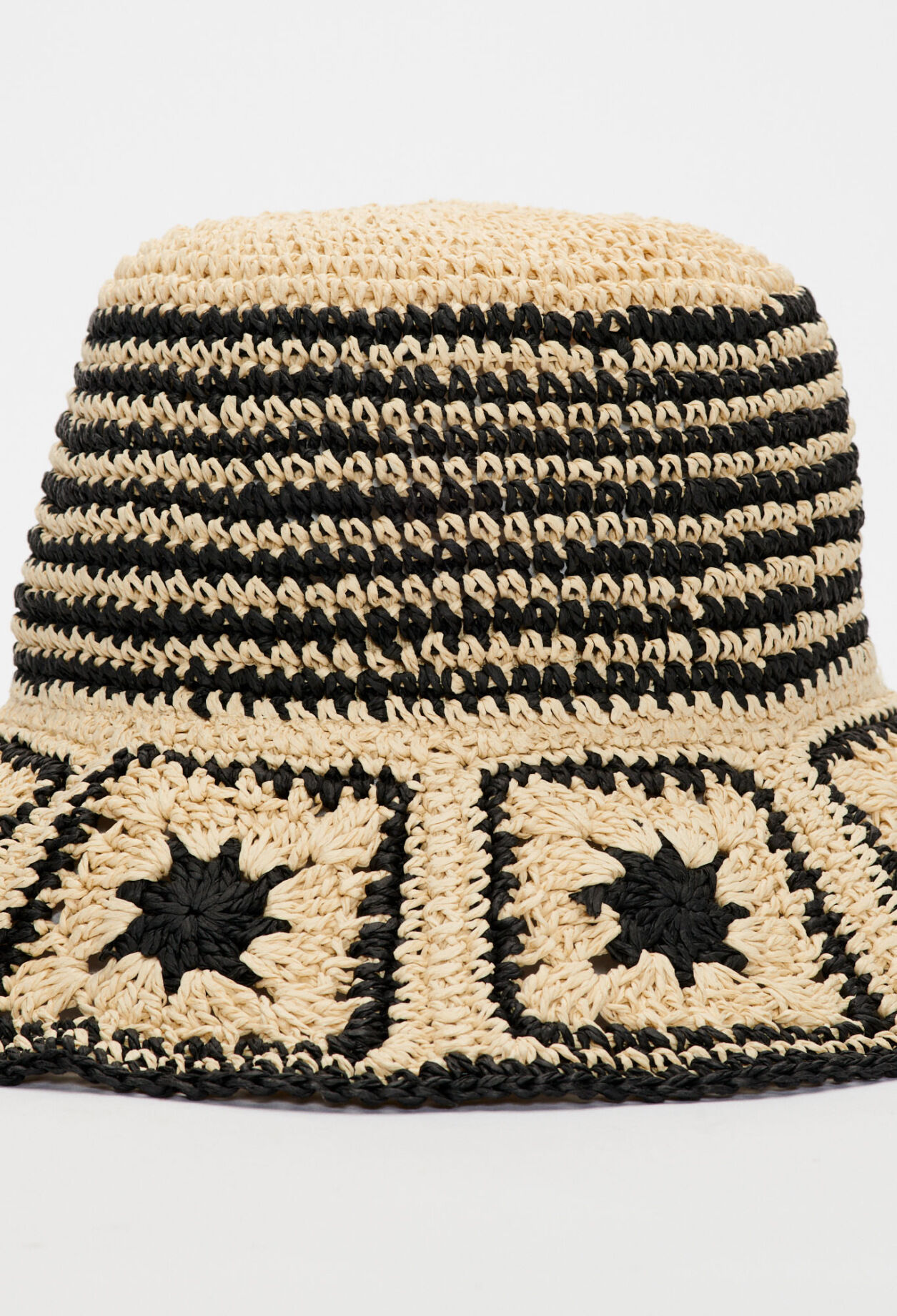 Crochet bucket hat