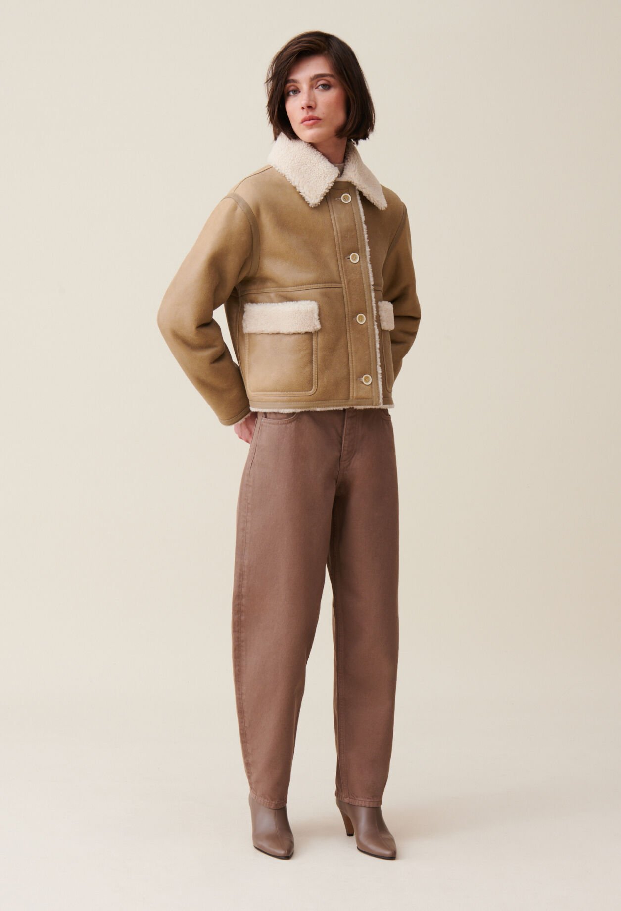 Short beige shearling jacket