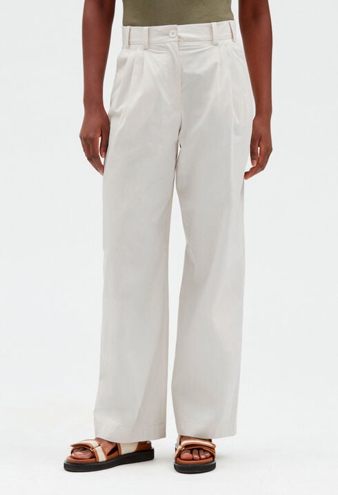 Wide ivory trousers