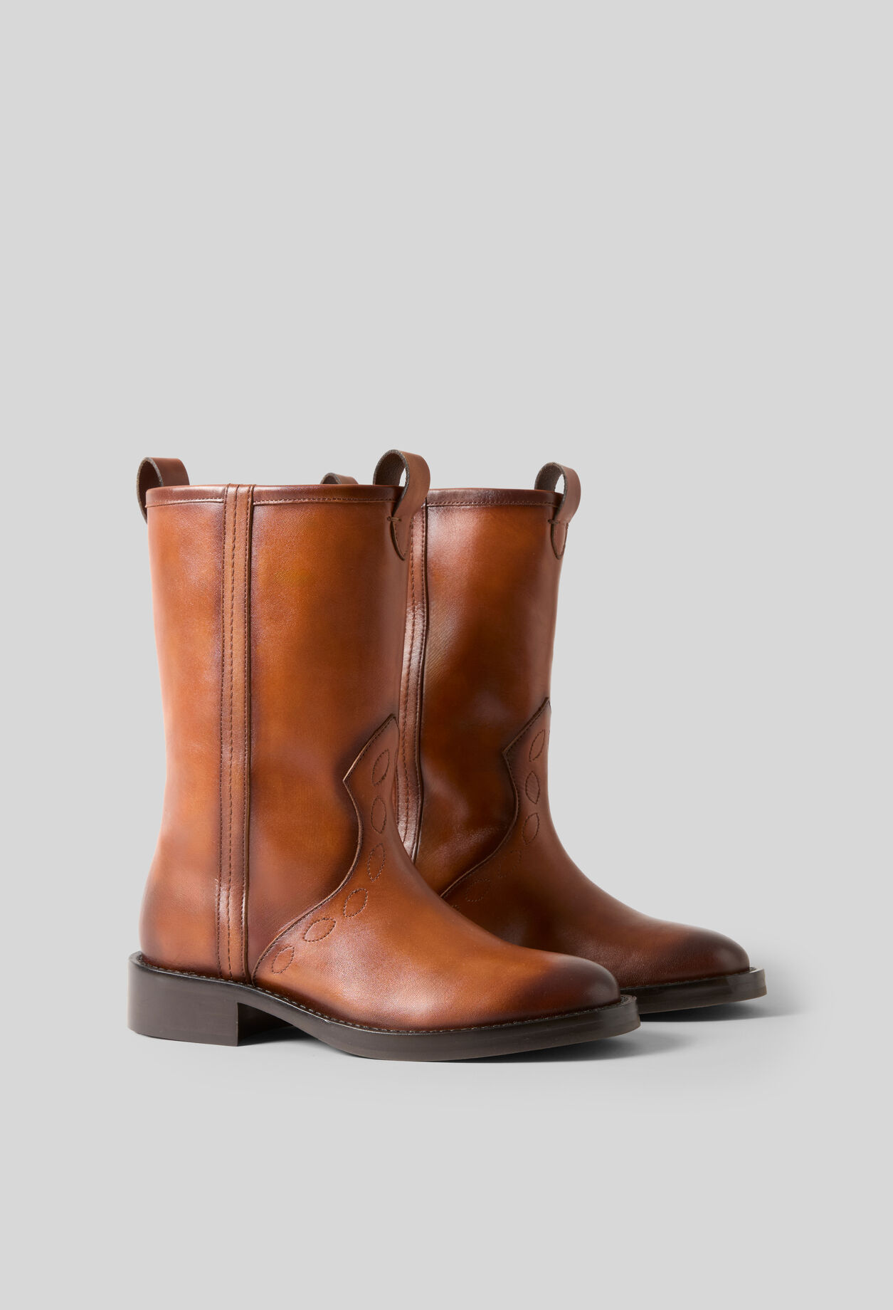 Smooth leather western boots