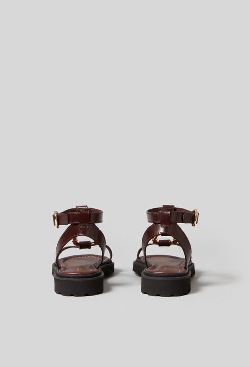 Leather sandals gold ring