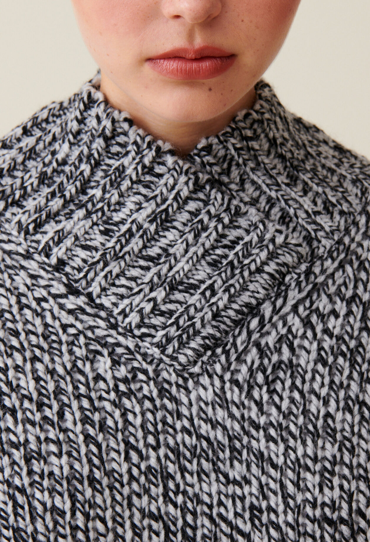 Grey chunky knit V-neck jumper