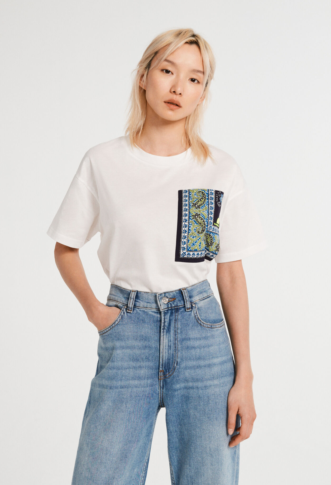 Loose-fit T-shirt