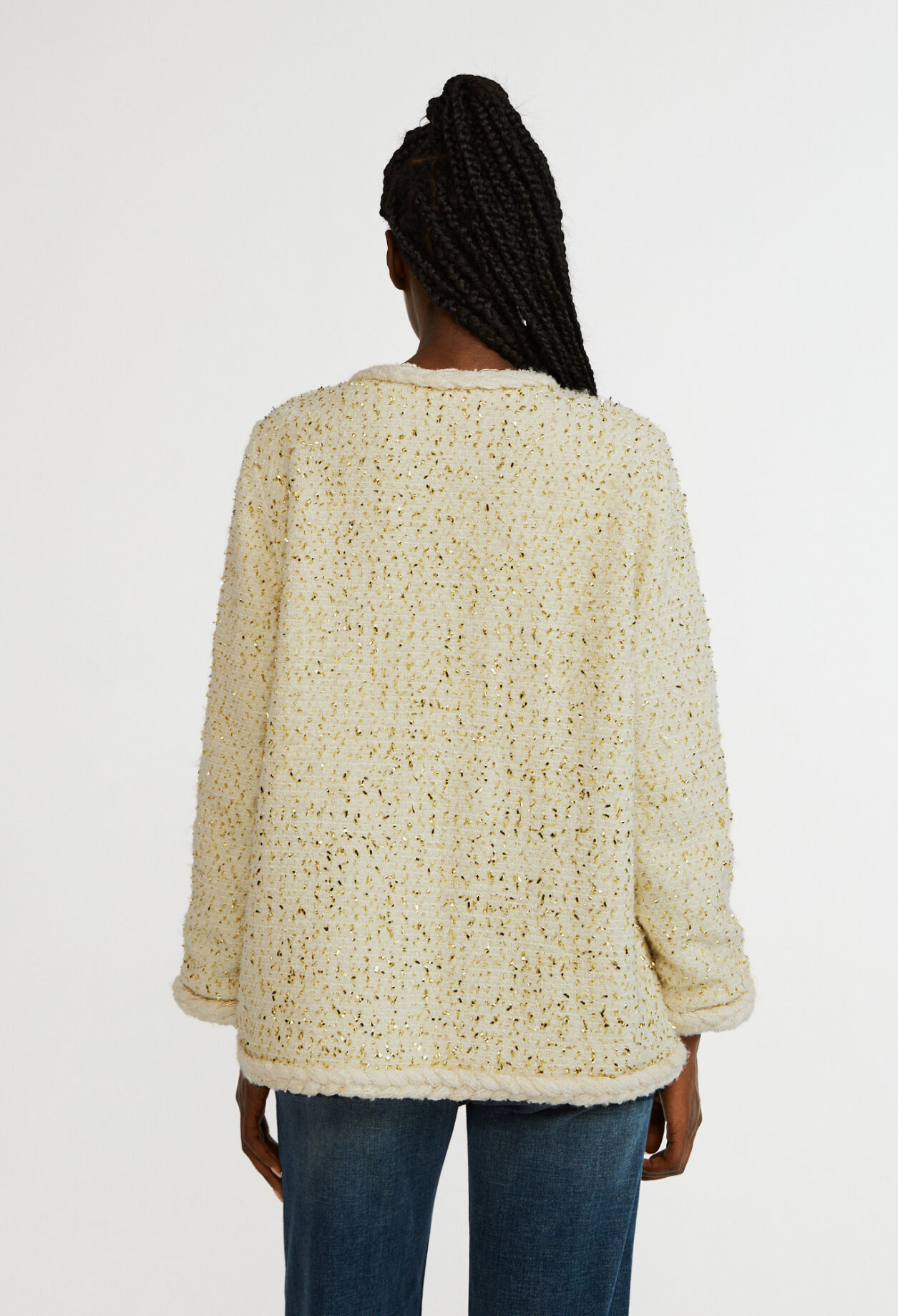 Long-sleeved lightweight jacket