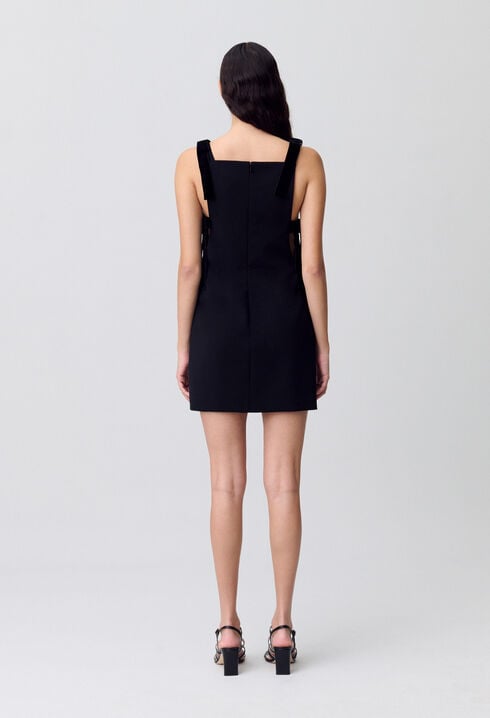 Short velvet dress