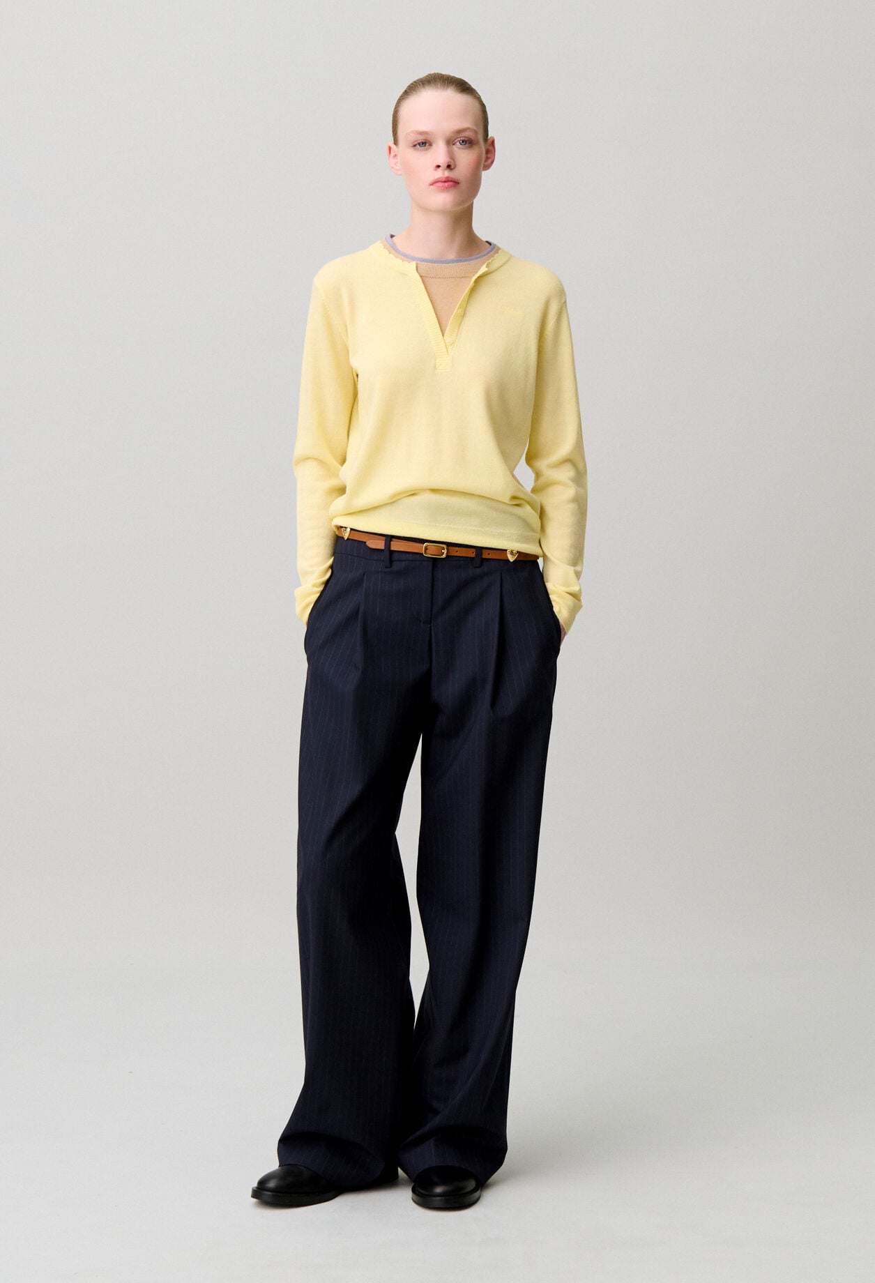 Layered collar wool jumper