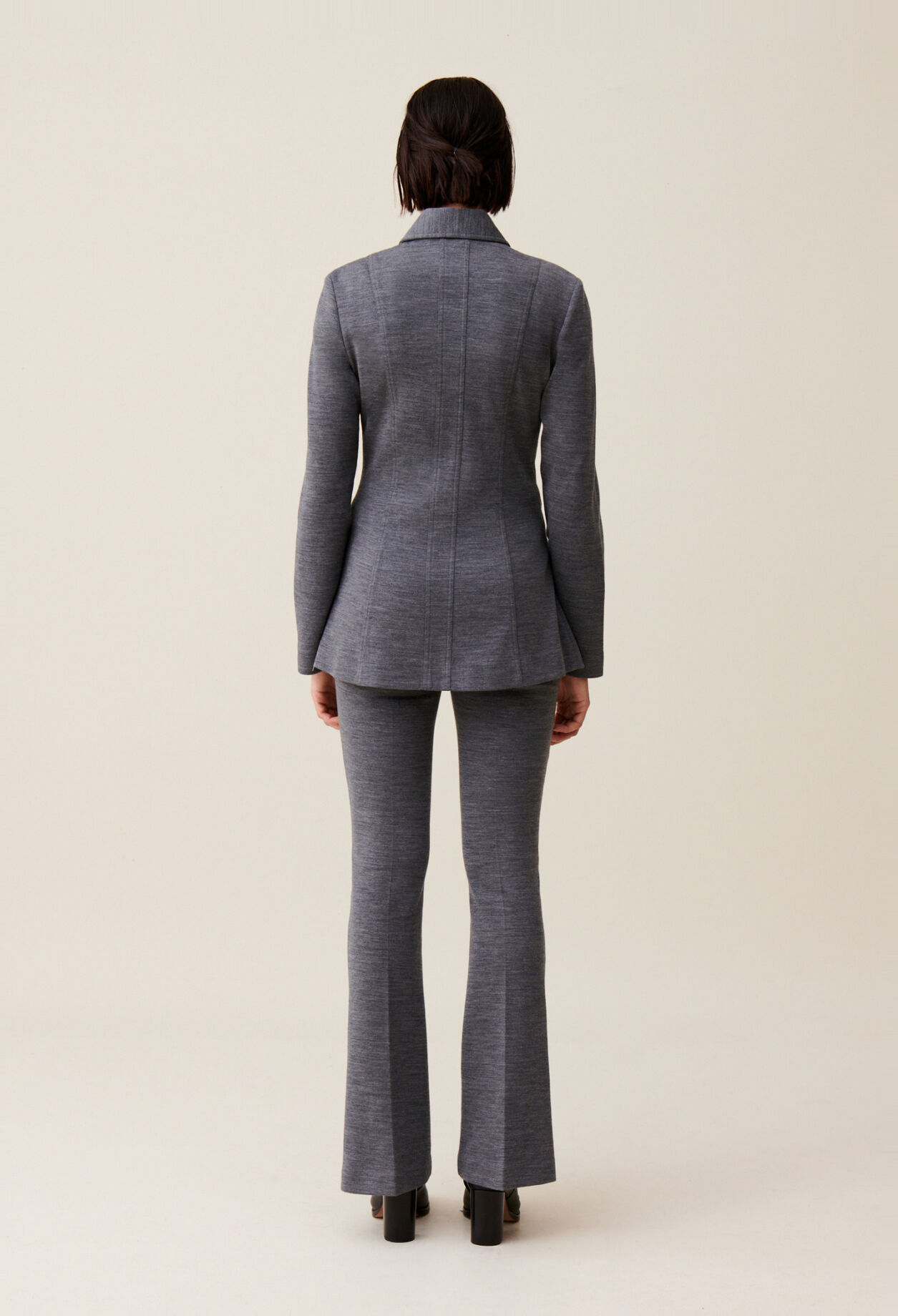 Grey fitted zipped jacket