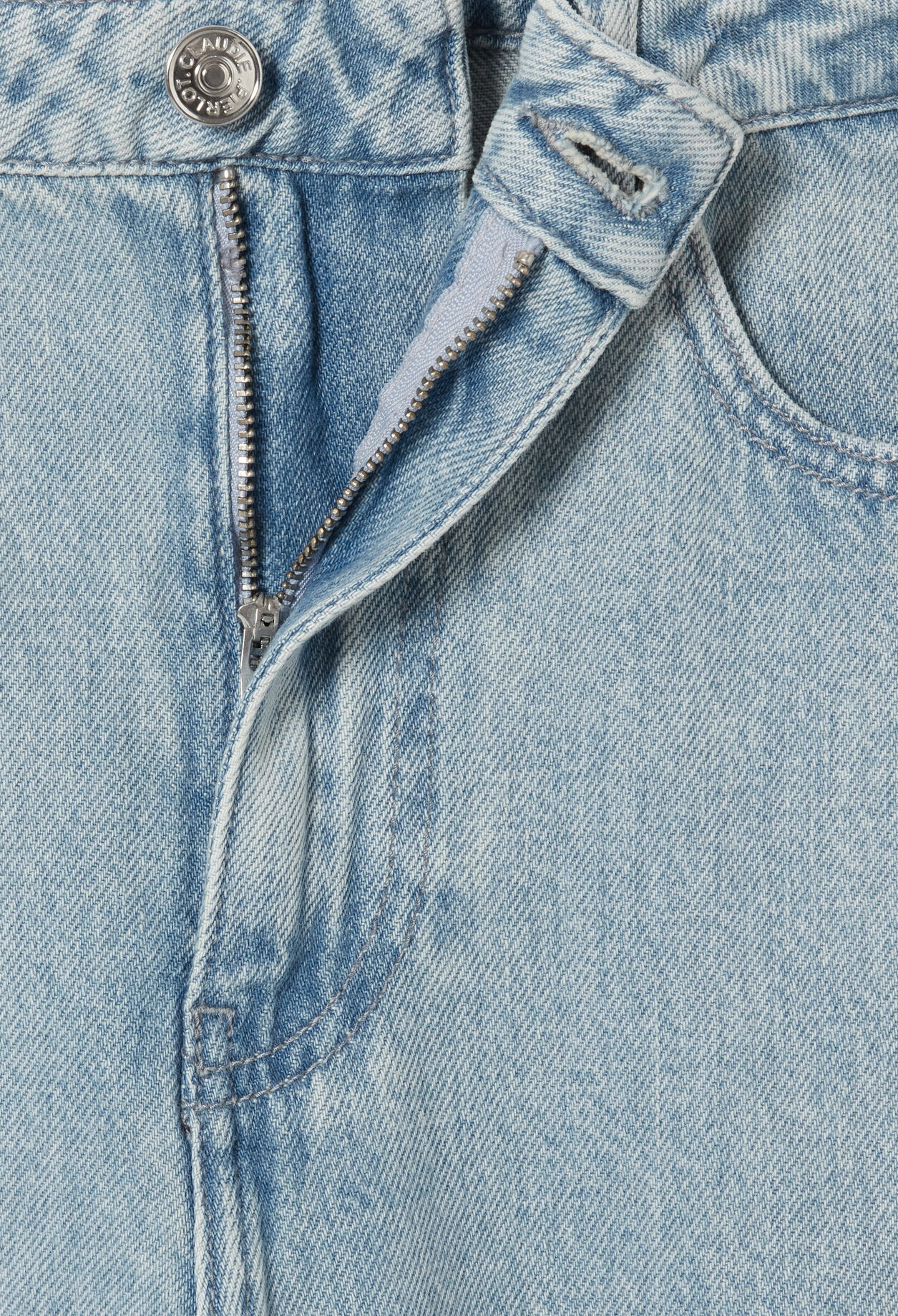 Flared denim jeans