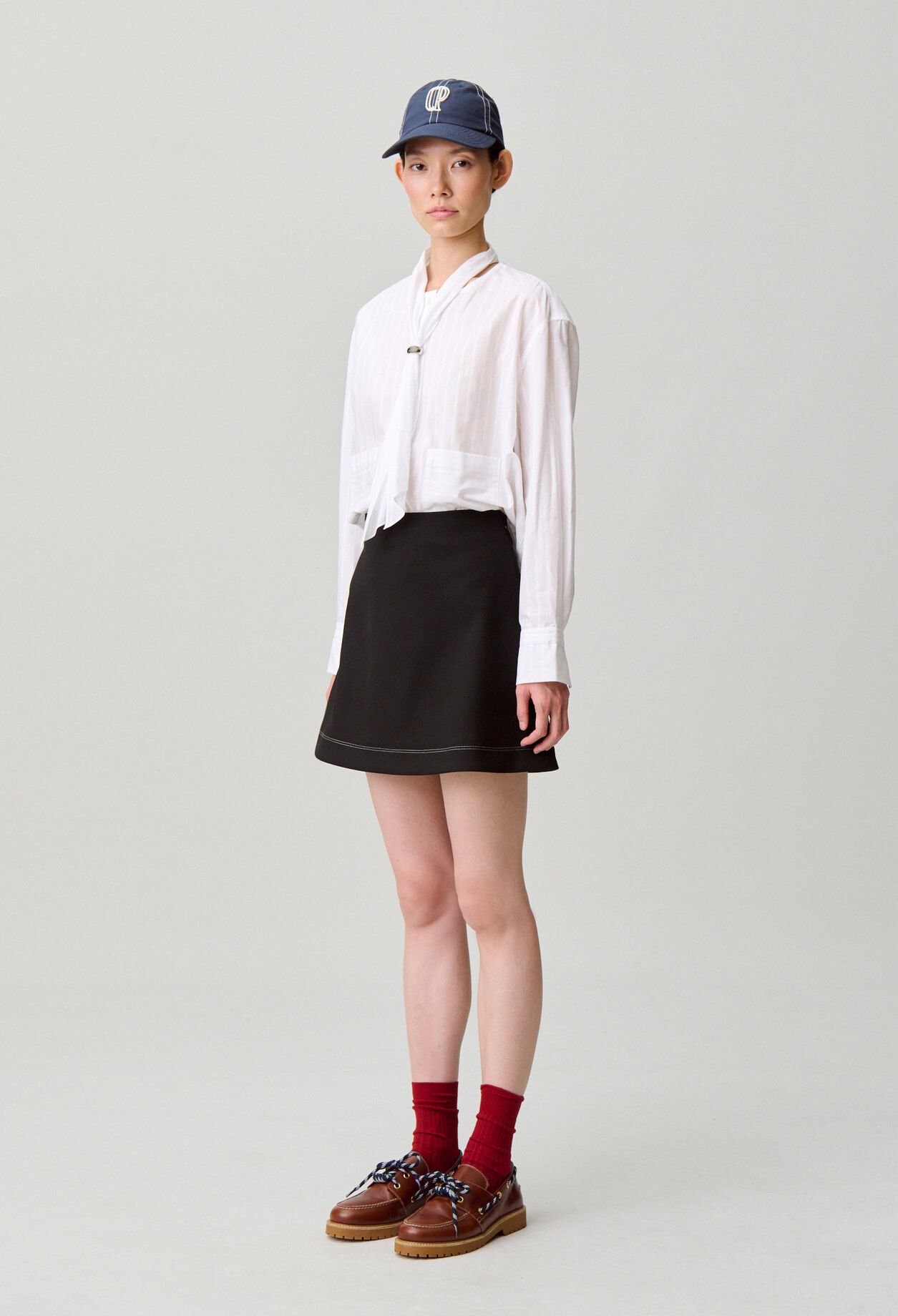 Contrast stitch straight skirt