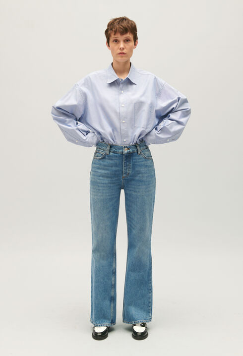 Blue straight-leg jeans