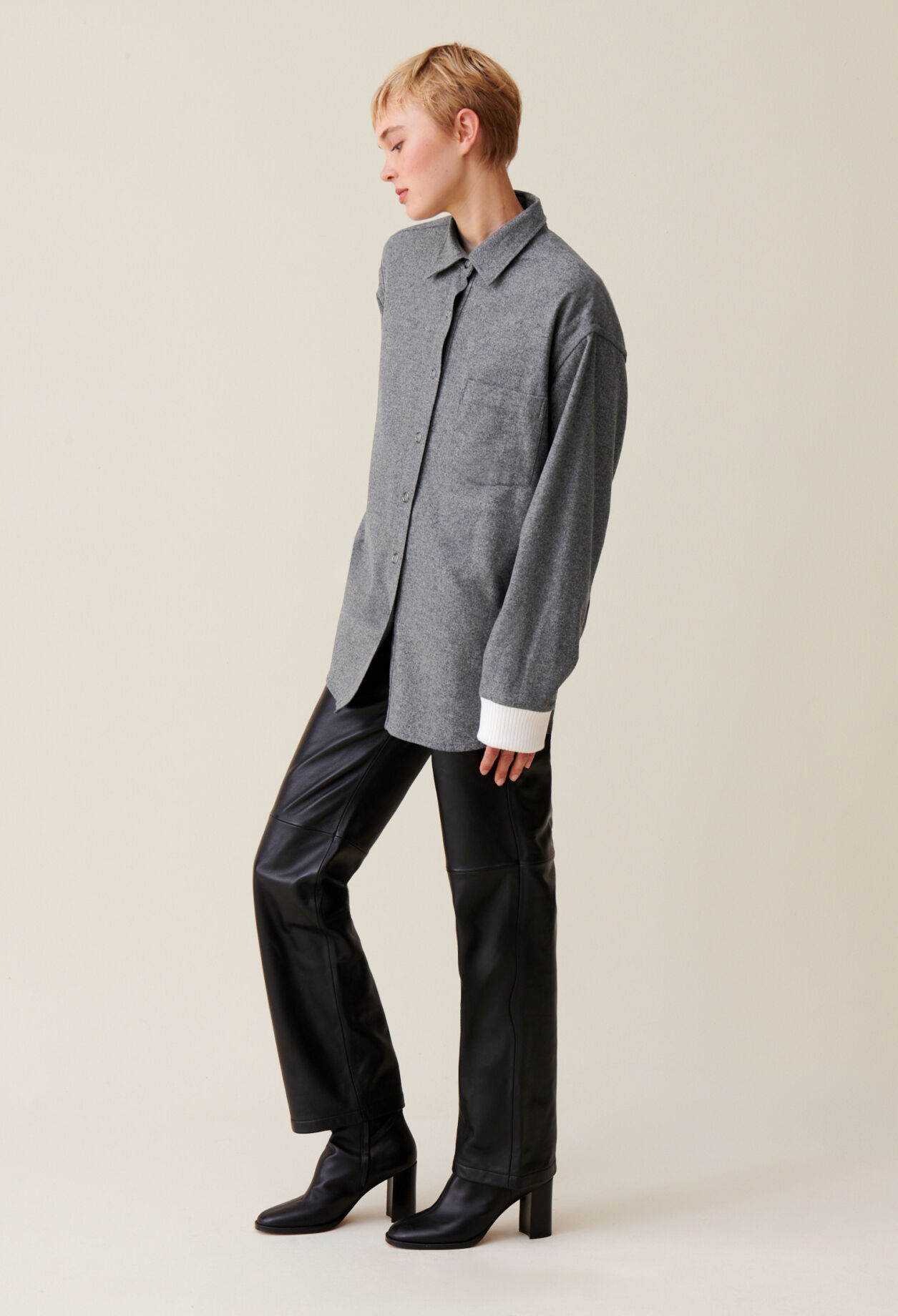 Oversized grey shacket
