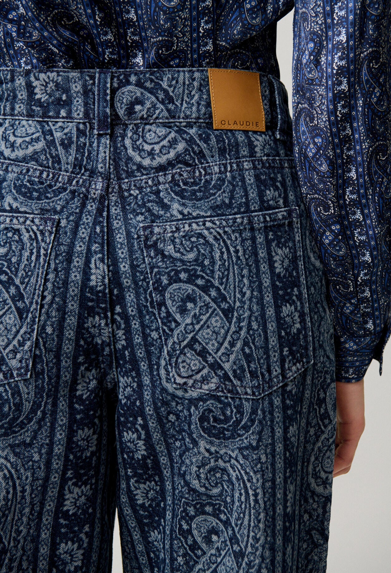 Printed straight denim jeans