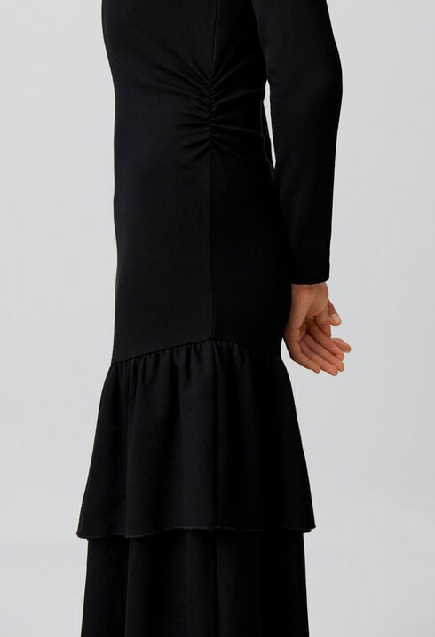 Asymmetric ruffled jersey dress