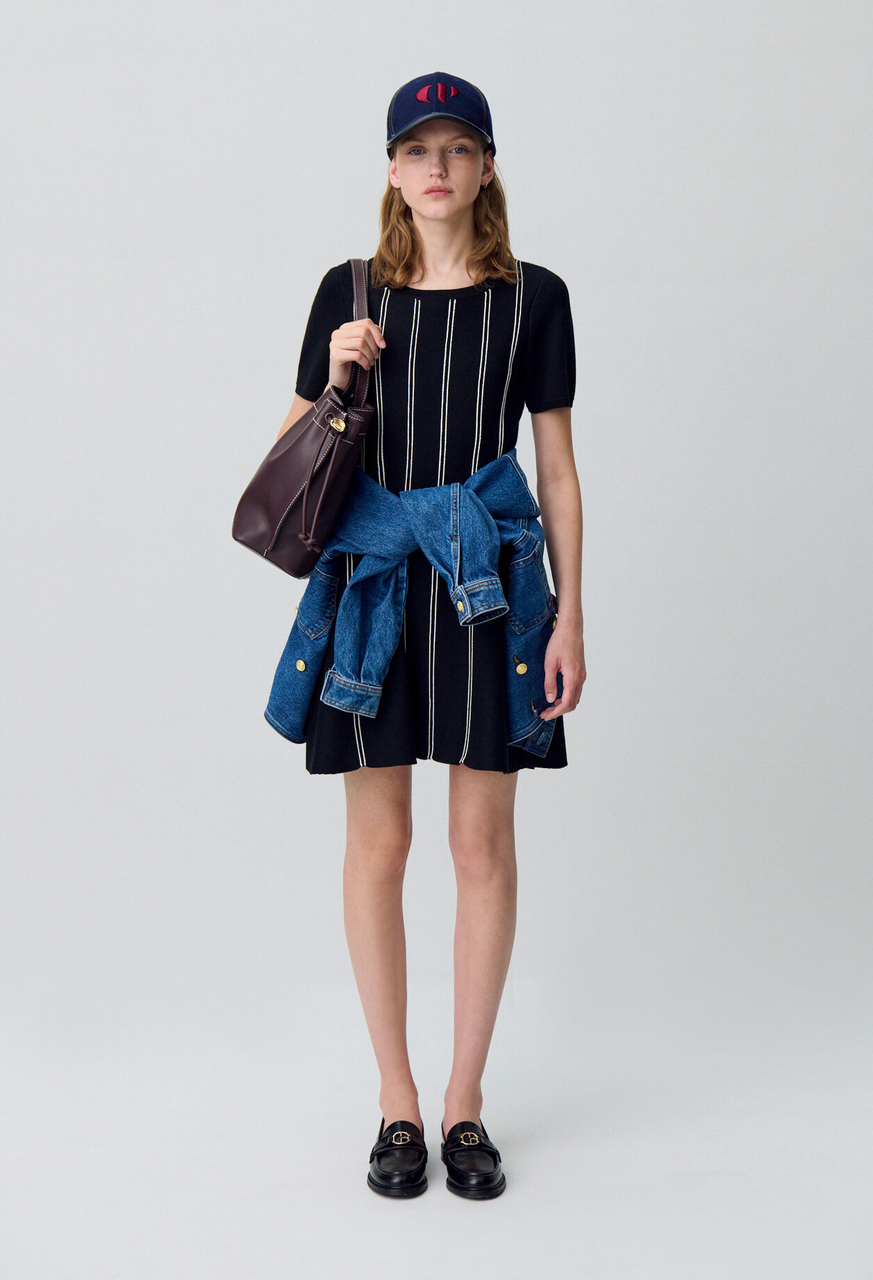 Skater-style short knit dress