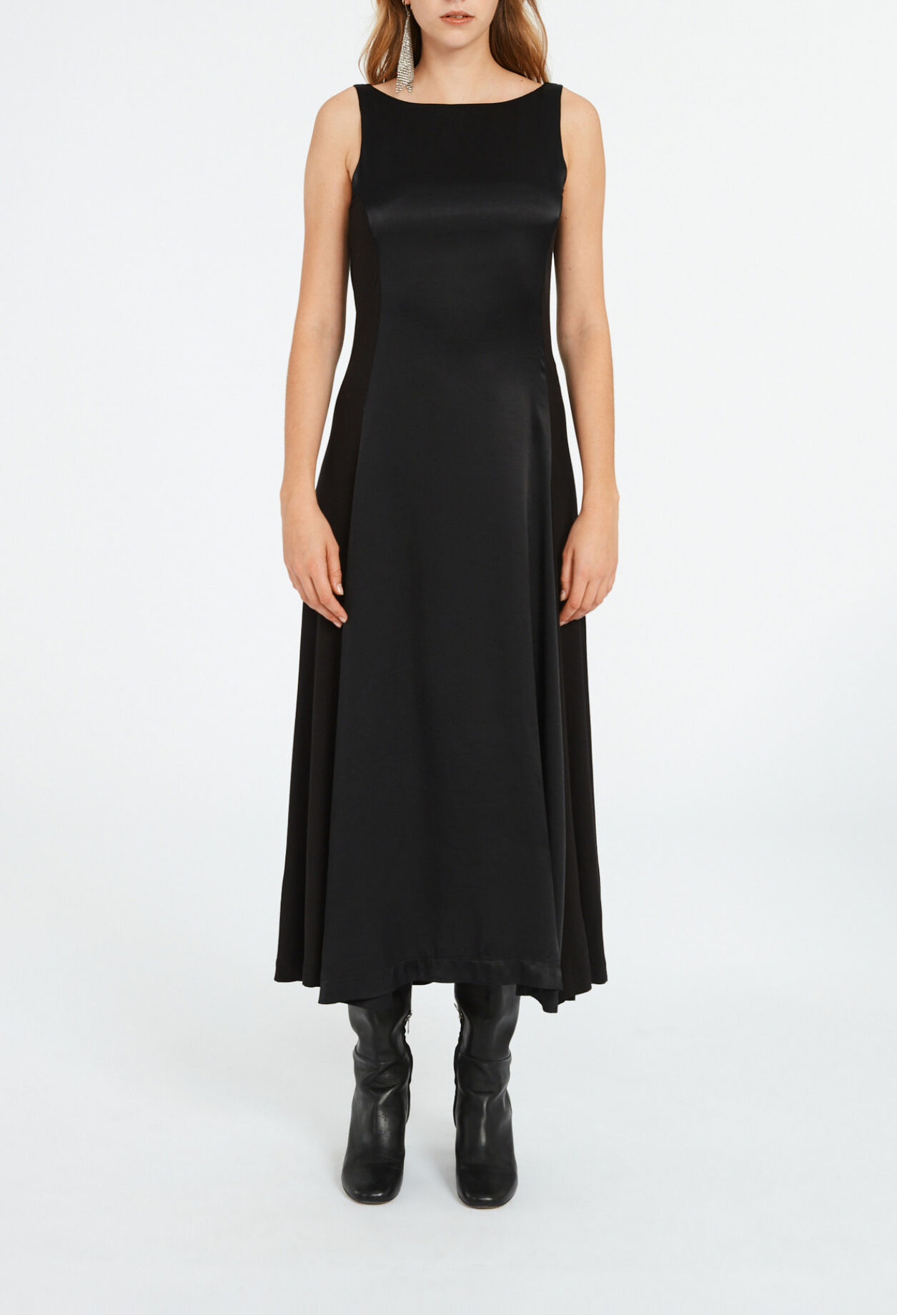 Long backless dress