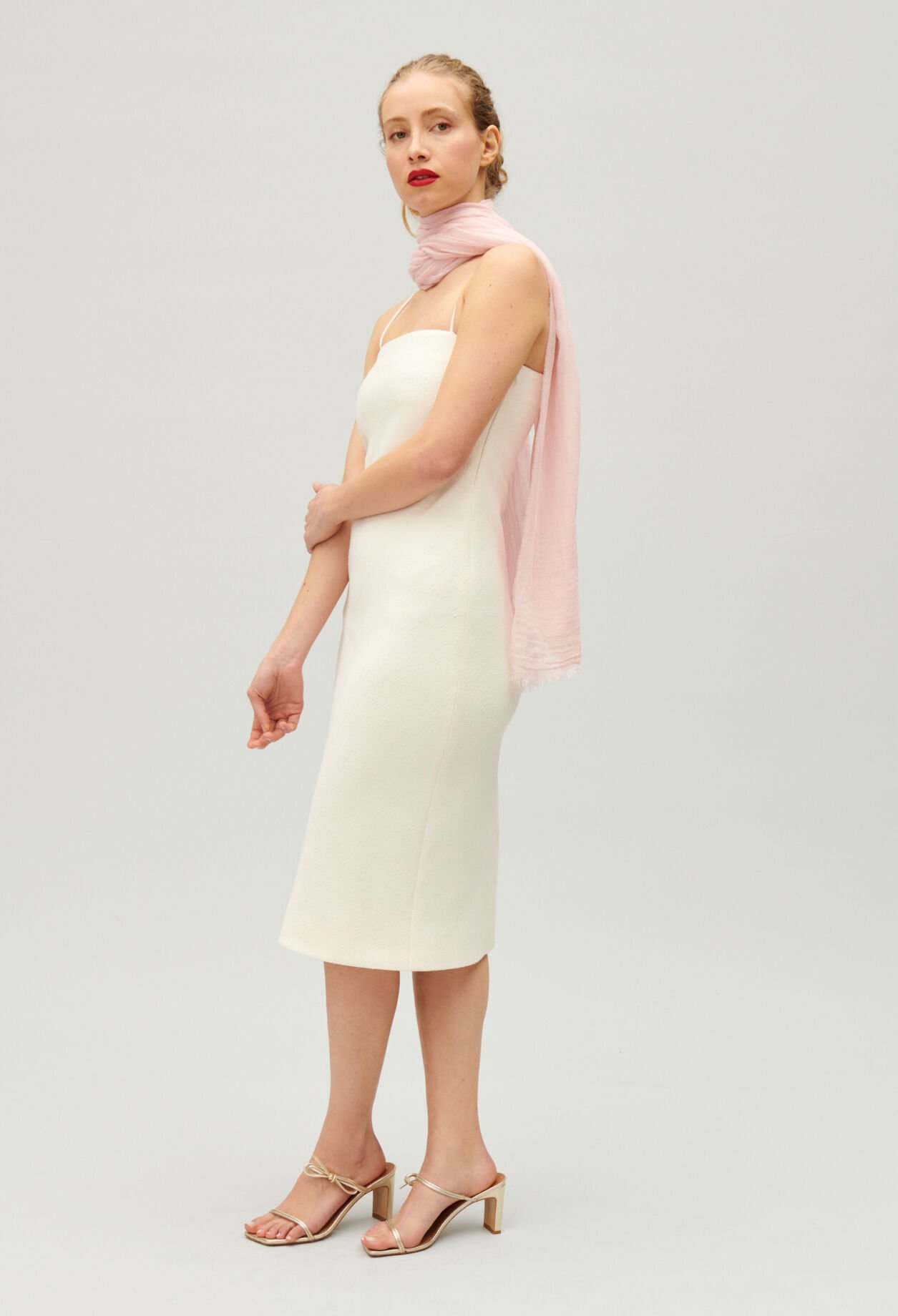 Short ecru tube dress