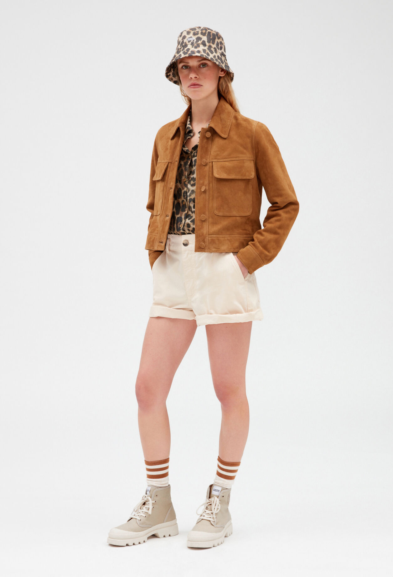 Short camel suede jacket