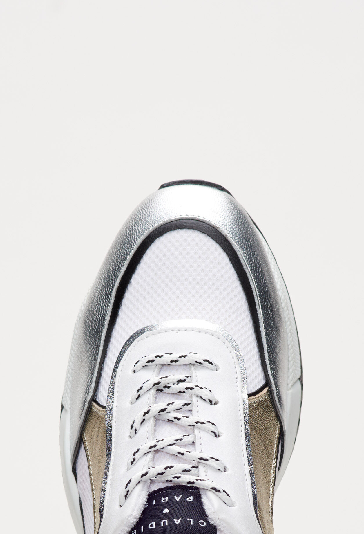 Metallic trainer