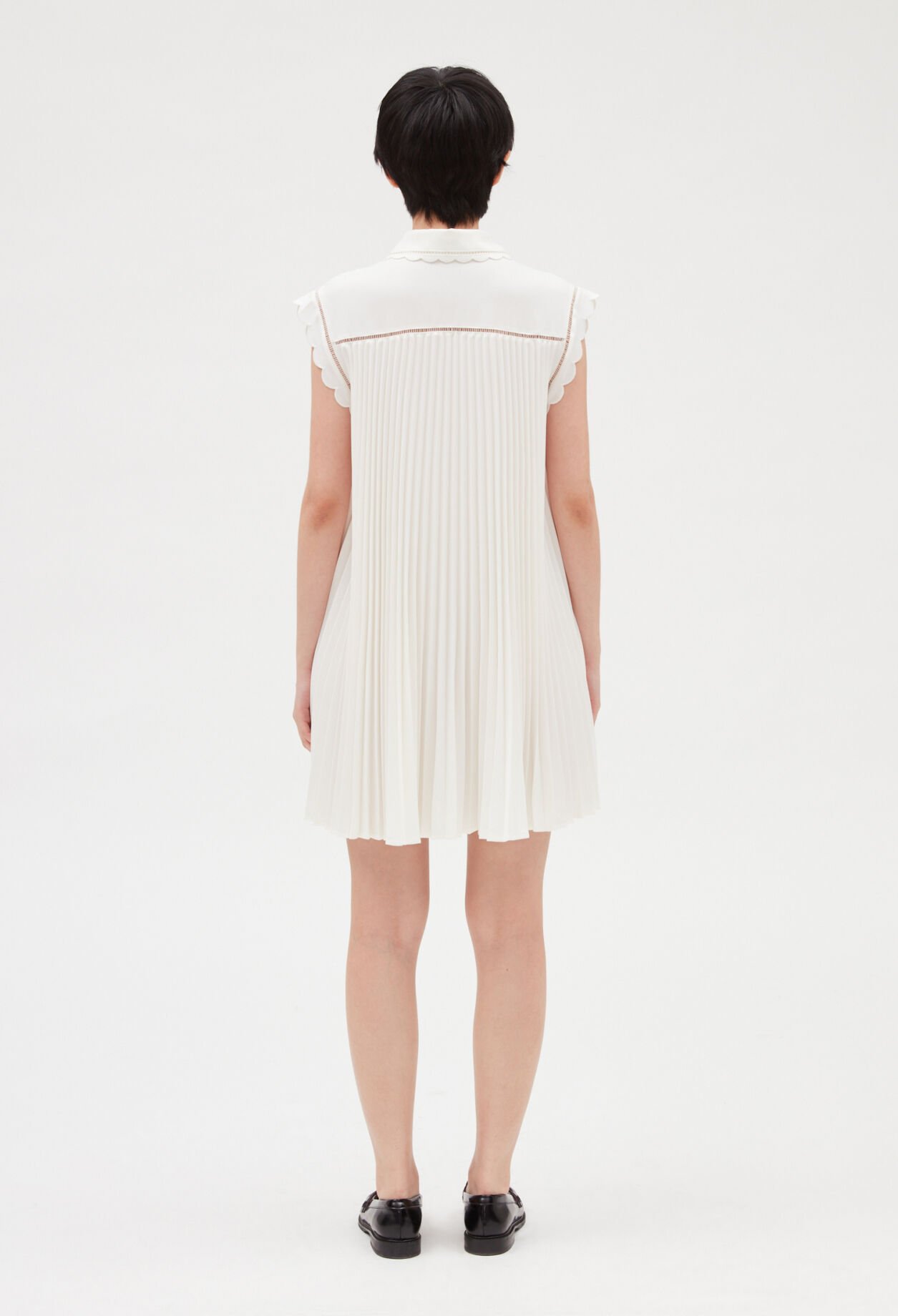 Short pleated dress
