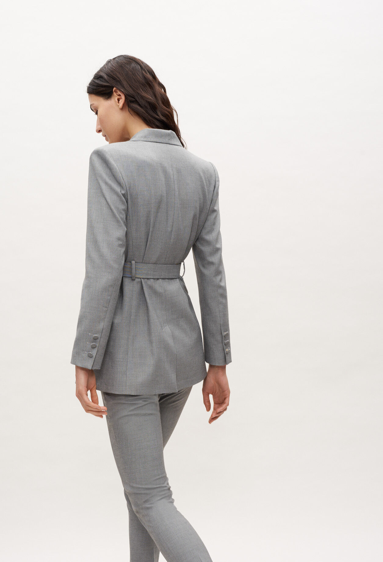 Fitted crossover jacket