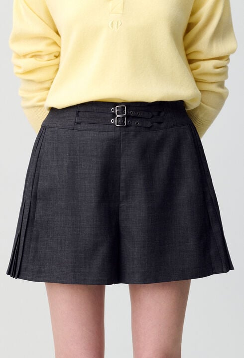 Wide Pleated Shorts