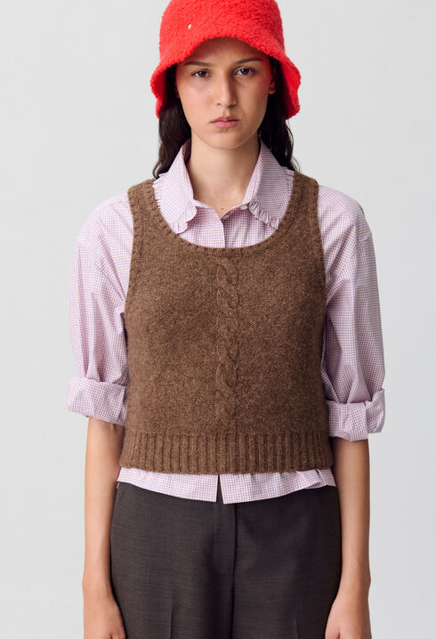 Fine knit top
