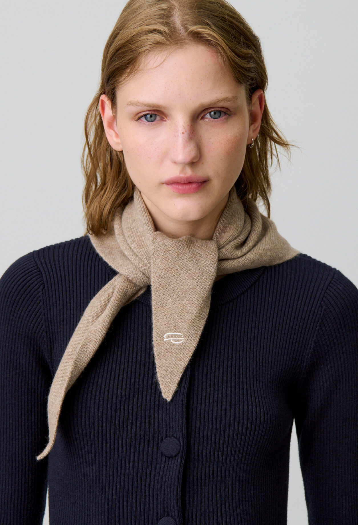 Wool and cashmere scarf