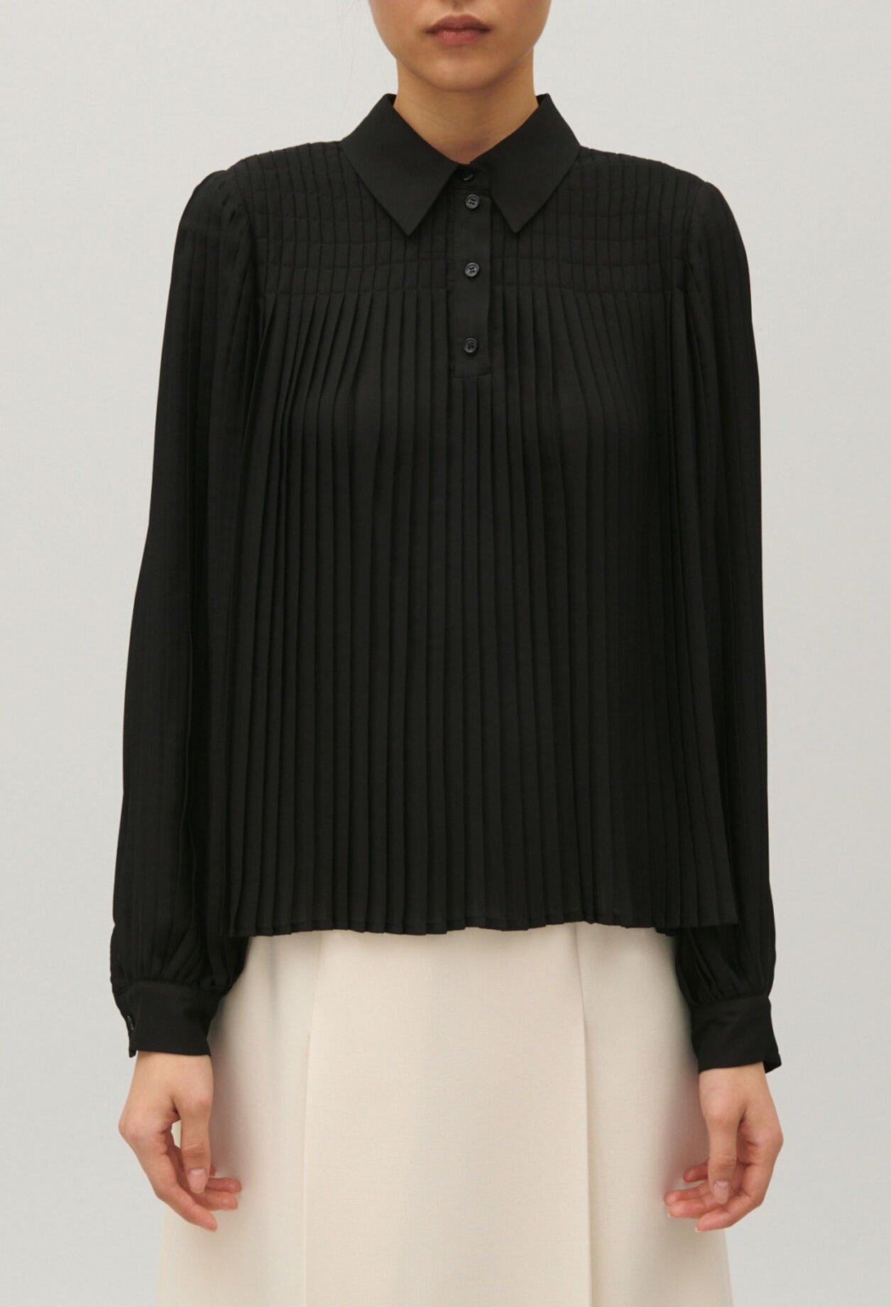 Pleated blouse