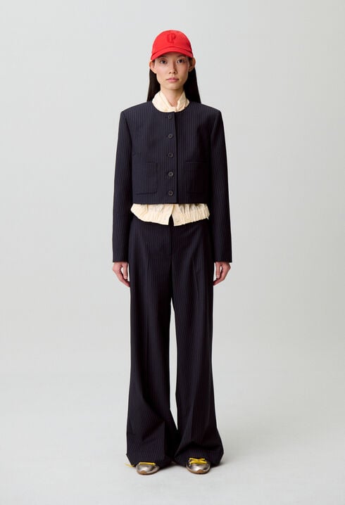 Short tailored jacket