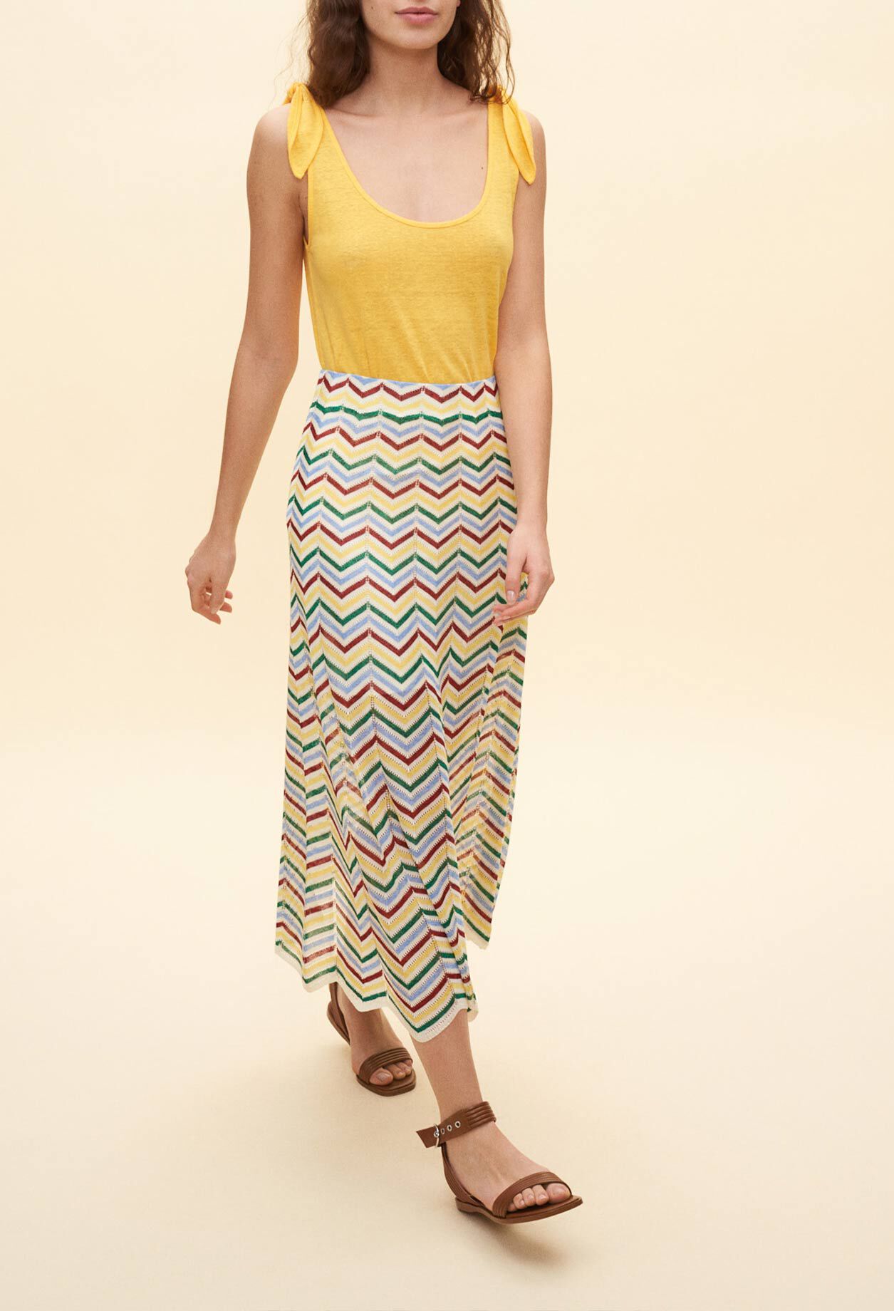 Top with knotted straps